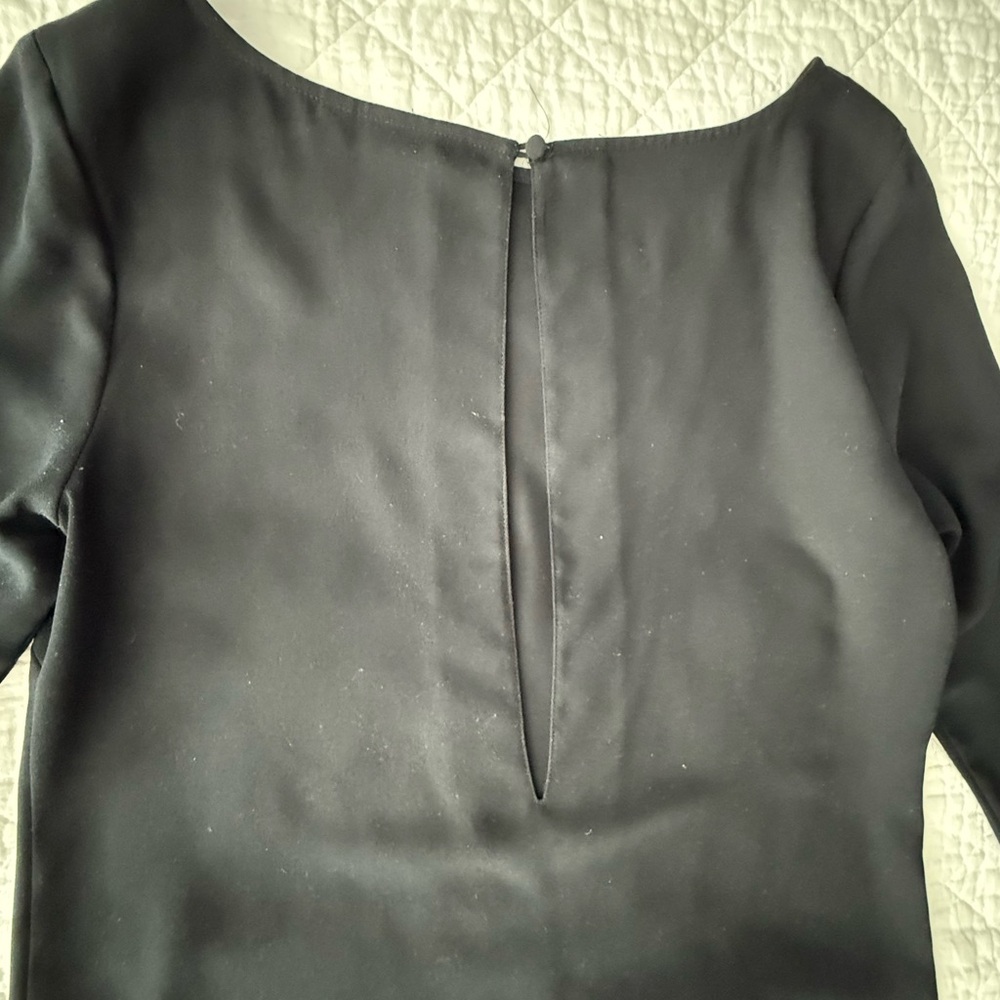 Tildon Classic Black Midi Dress - Picture 6 of 7